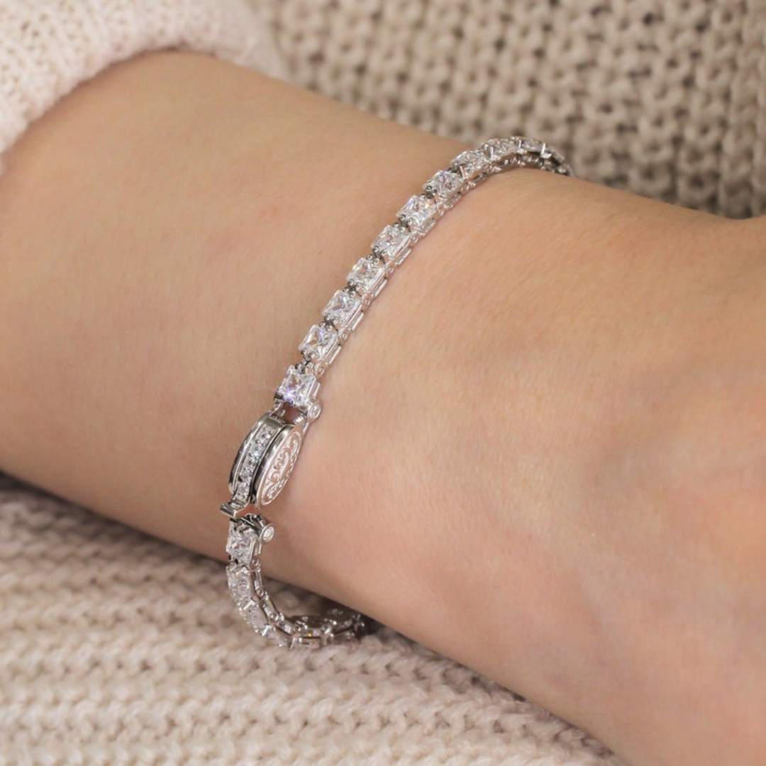 Moissanite 9.00 CT Princess Diamond Minimalist Bracelet