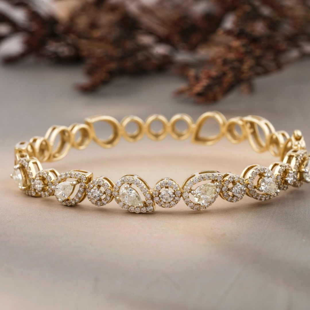 Moissanite 17.00 CT Round & Pear Diamond Brutalist Bracelet