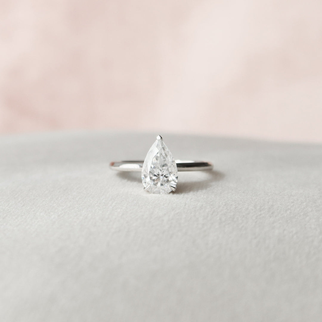 Moissanite 1.50 CT Pear Cut Diamond Minimalist Anniversary Ring