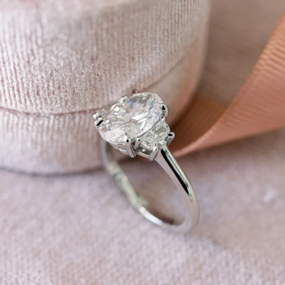 Moissanite 2.85 CT Oval Cut Diamond Minimalist Engagement Ring