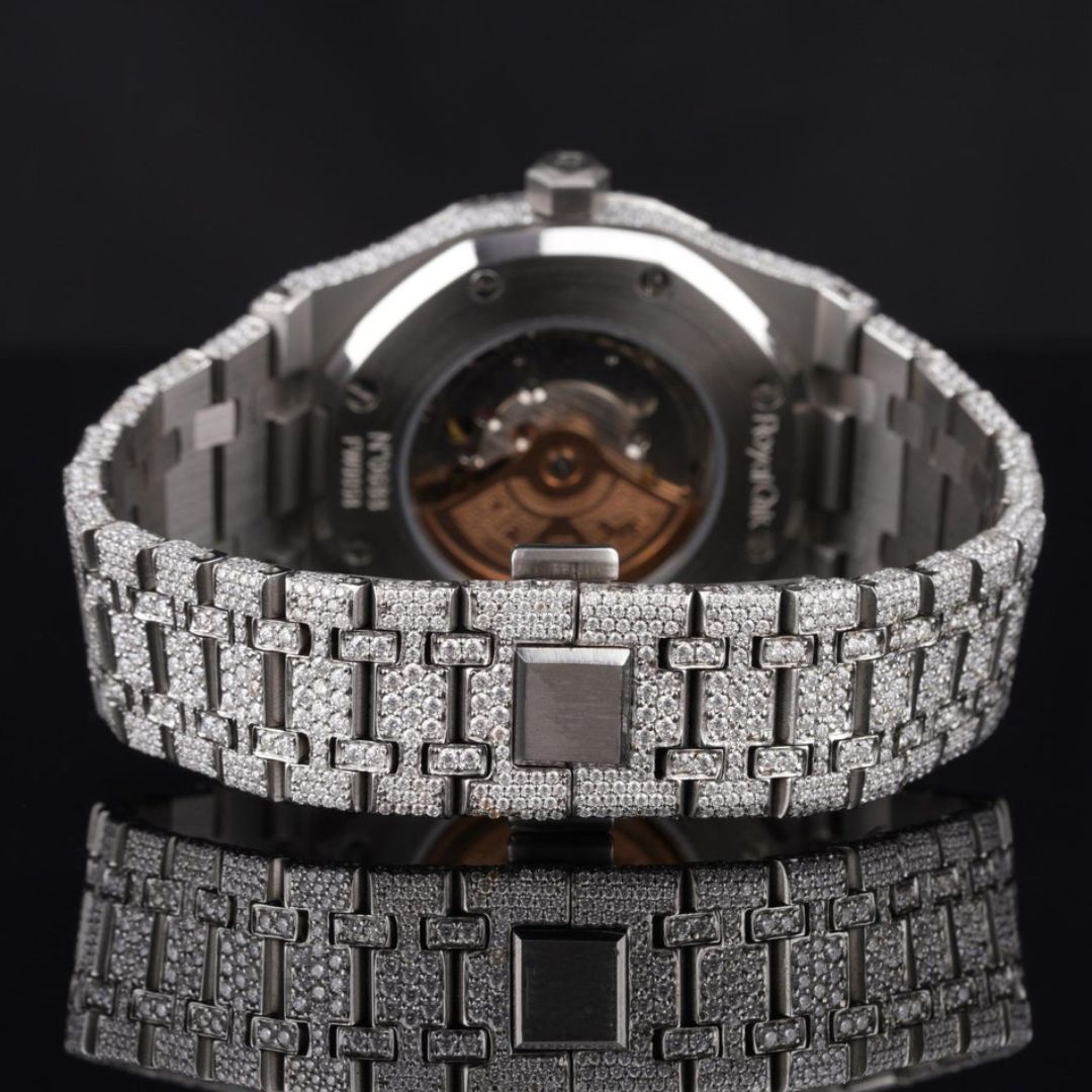 Moissanite 26.00 CT Round Cut Diamond Brutalist Watch